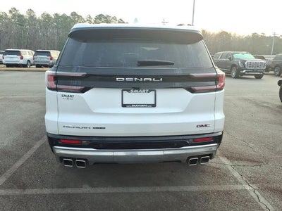 2024 GMC Acadia Denali