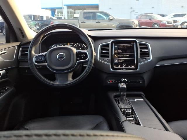 2020 Volvo XC90 Momentum