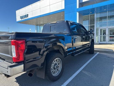 2017 Ford Super Duty F-250 SRW Lariat