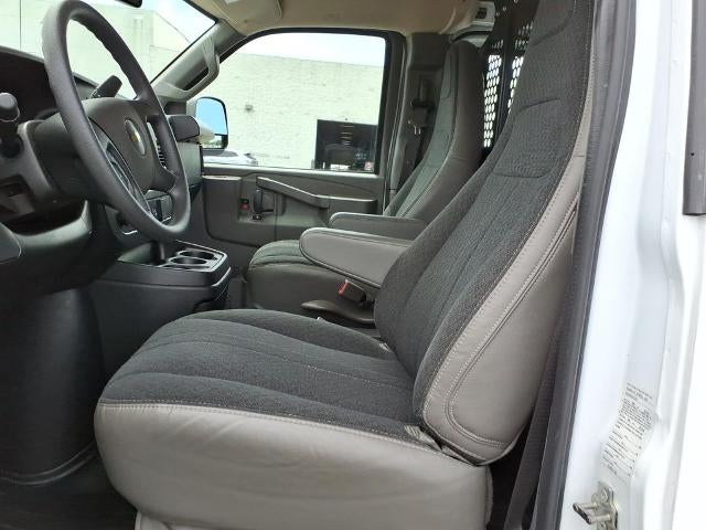 2024 Chevrolet Express Cargo 2500 WT