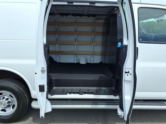 2024 Chevrolet Express Cargo 2500 WT