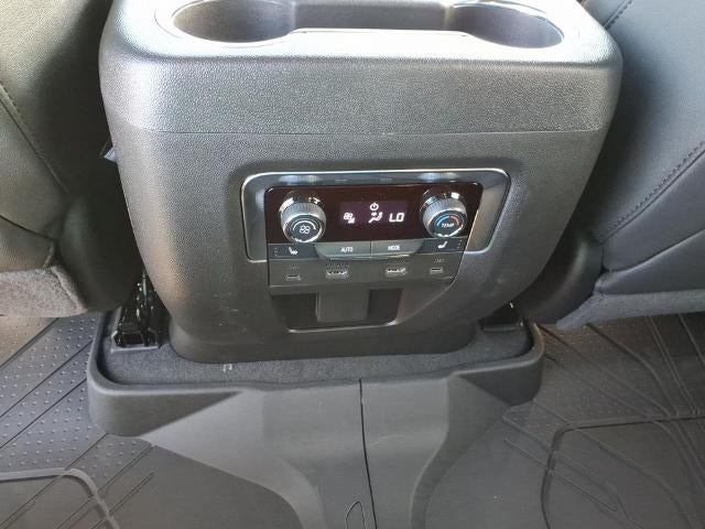 2026 Chevrolet Tahoe Z71 - Photo 10