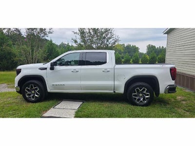 2025 GMC Sierra 1500 SLE