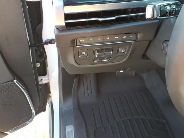 2025 Cadillac Escalade Sport