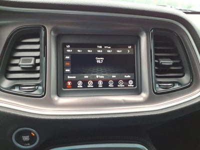 2022 Dodge Challenger SXT