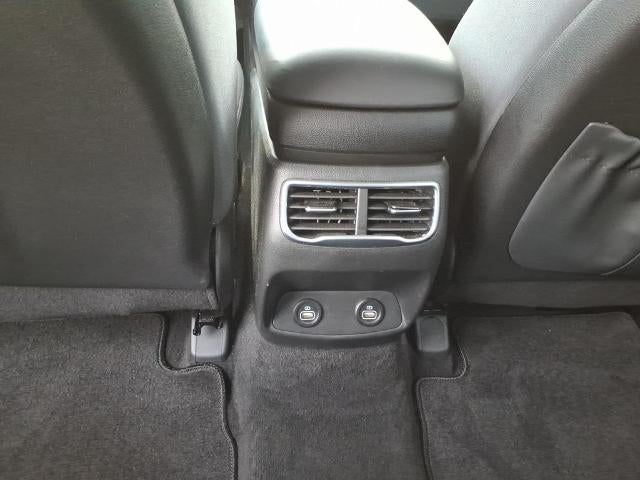 2021 Hyundai Santa Fe SE