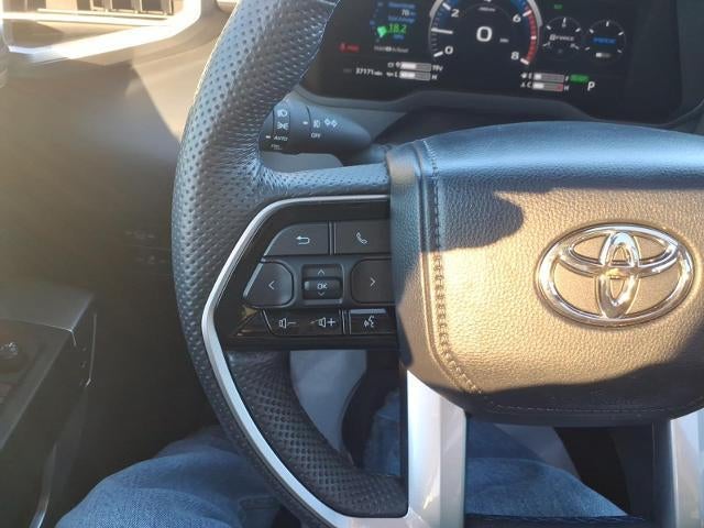 2024 Toyota Sequoia SR5